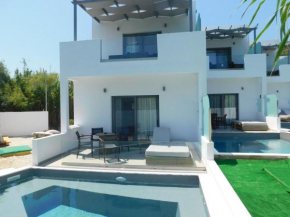 SKYROS BLUE SUITES
